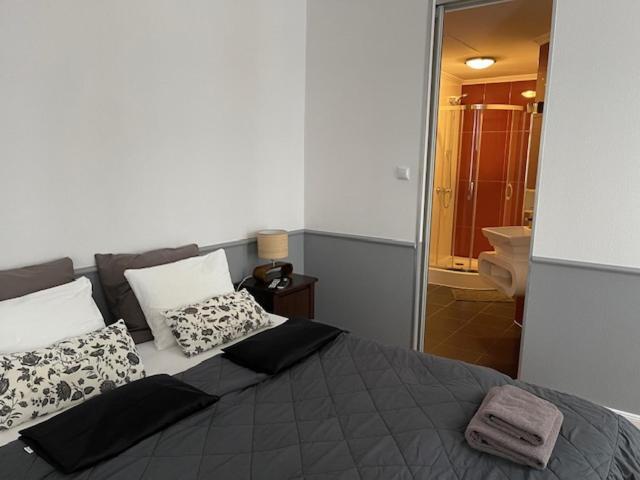 Angel House Aparthotel 3*